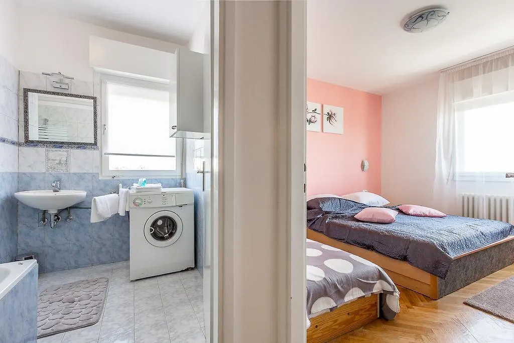 Romance Apartment Pula Croatia