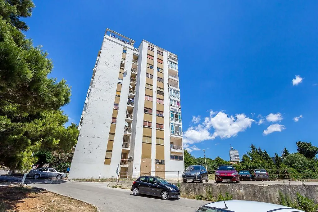 Romance Apartment Pula